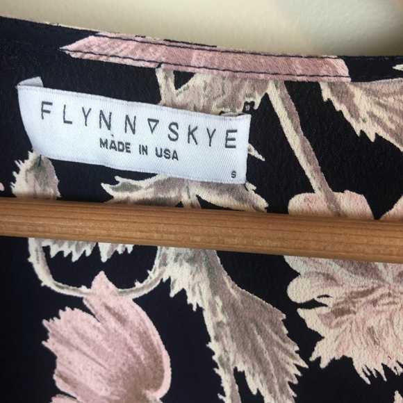 Flynn Skye London Floral Mini Dress in Navy Poppy - Picture 6 of 7